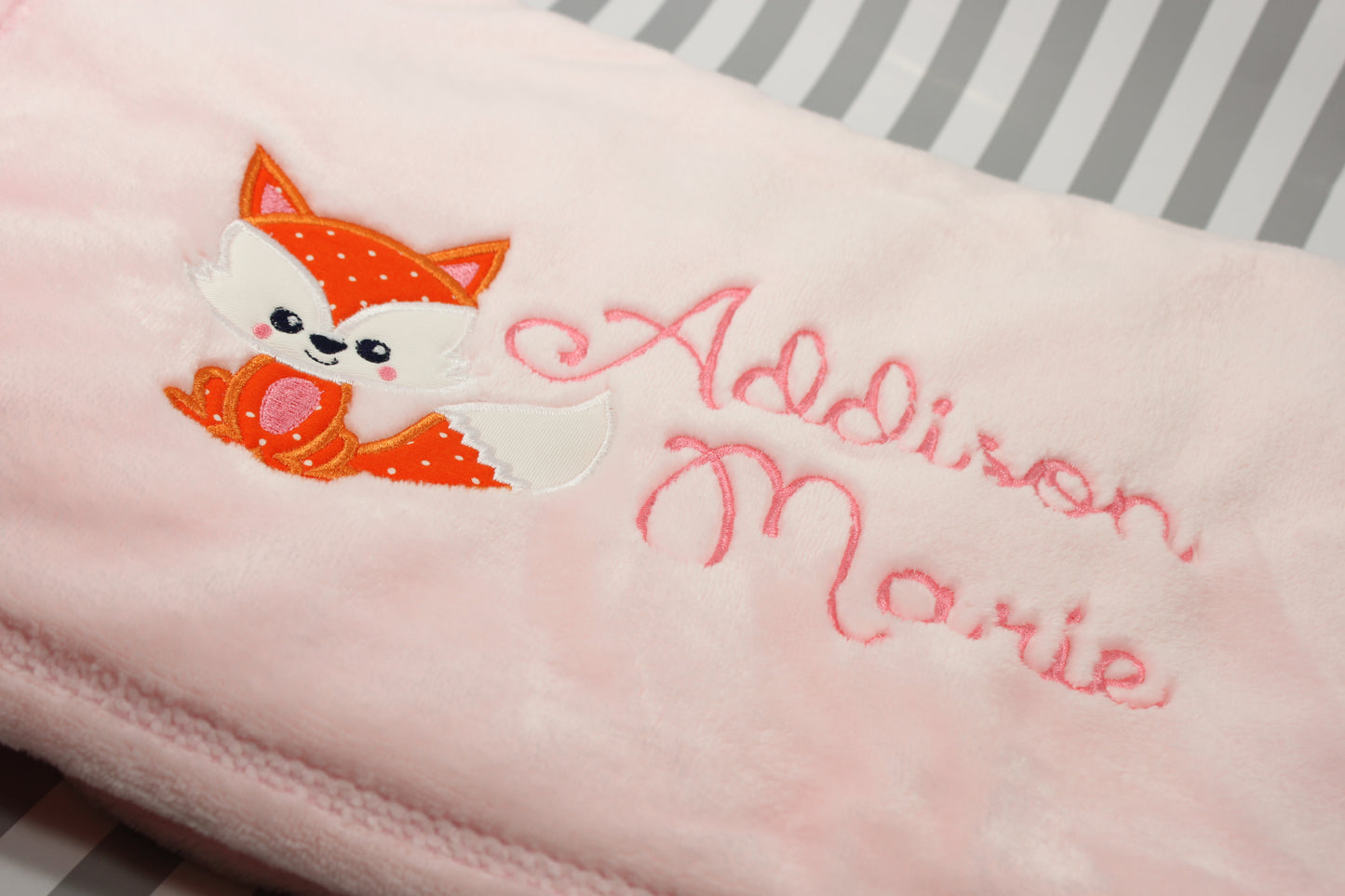 Manta personalizada de zorro para bebé niña