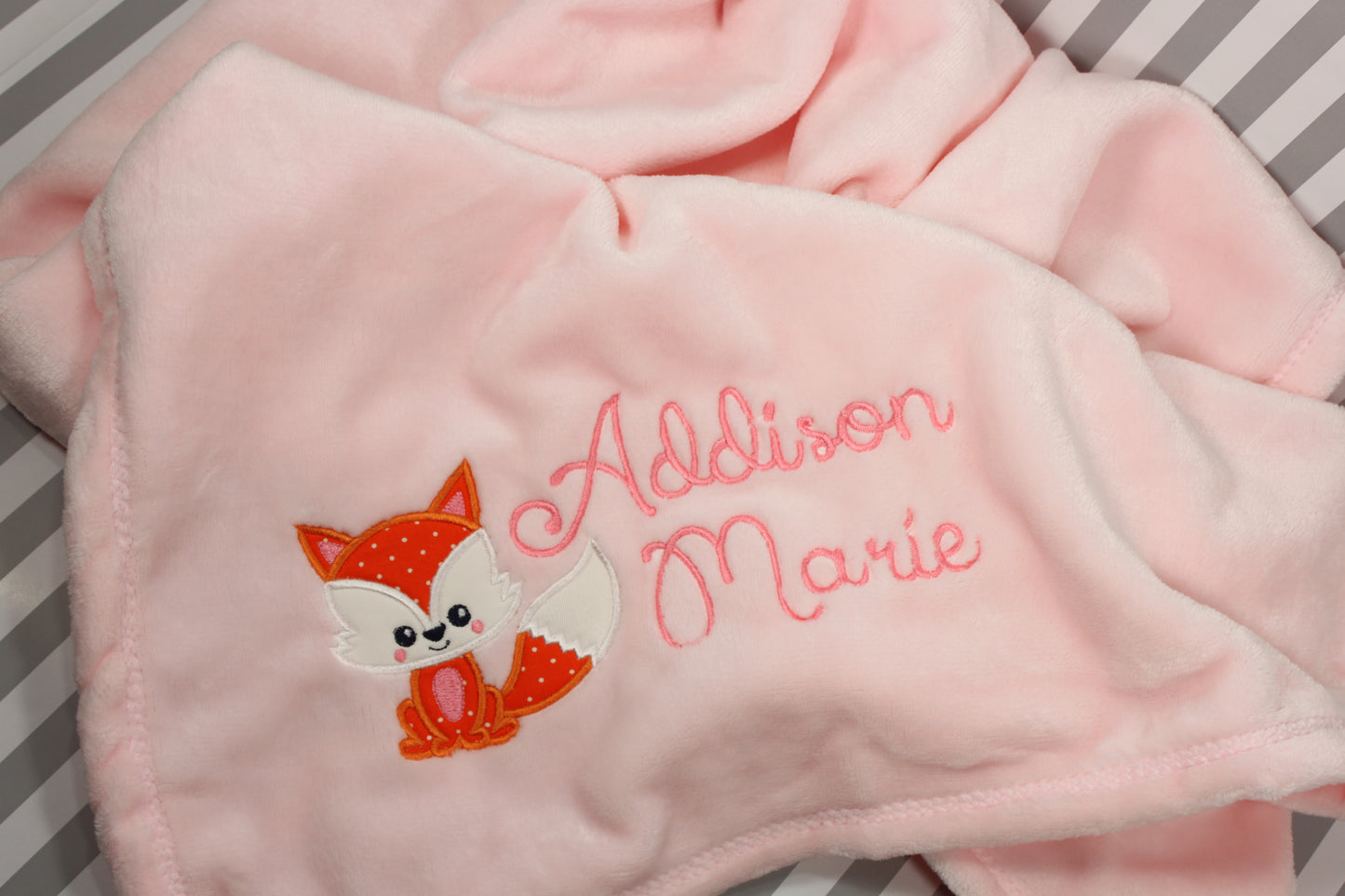 Manta personalizada de zorro para bebé niña